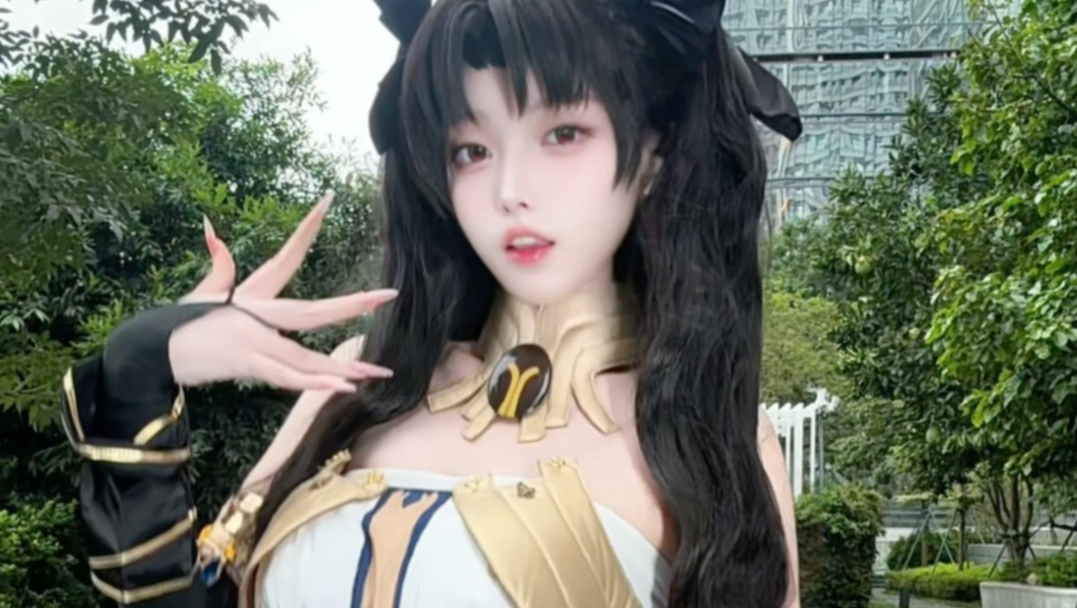 我才是你废墟里唯一的神