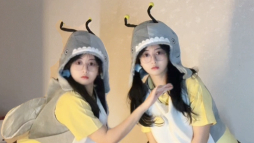 Stomping on straight men O-O