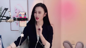 穿高跟鞋上学视频 322a06d3679215a66b49ece05be1baea0ac2fccc.png@280w_158h_1c_100q.jpg