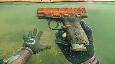 城市河流潜水寻宝，瞧瞧我发现了些什么稀罕宝贝？！