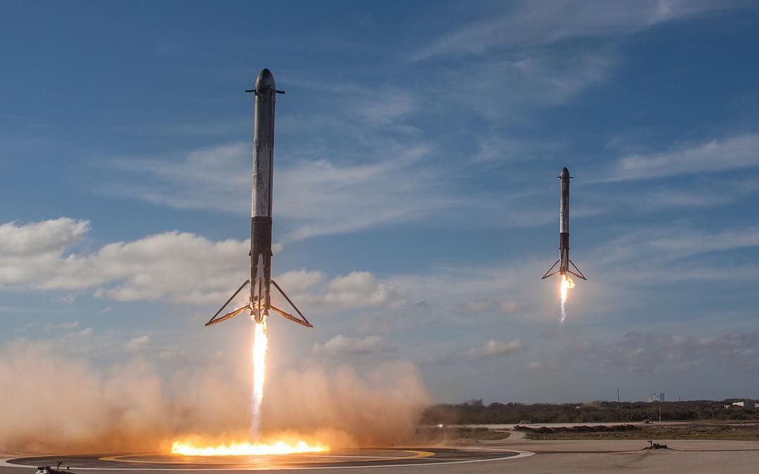 spacexx火箭发射前的火灾测试,结果…………圆满成功!