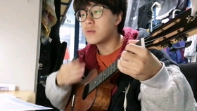 老男孩尤克里里简谱_尤克里里小星星简谱(2)