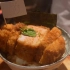 大阪，前相扑选手制作的超厚切炸猪排盖饭，每一块都是满足啊