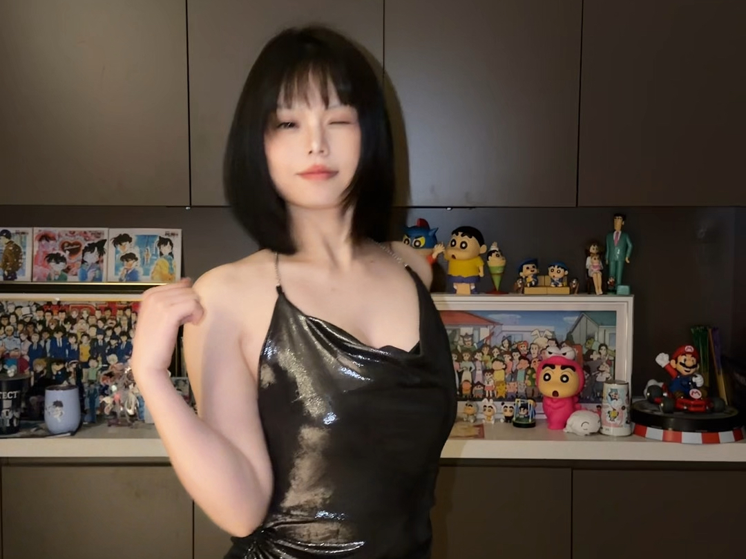 [-Xiao Jin] My latest video is now live—please follow me!