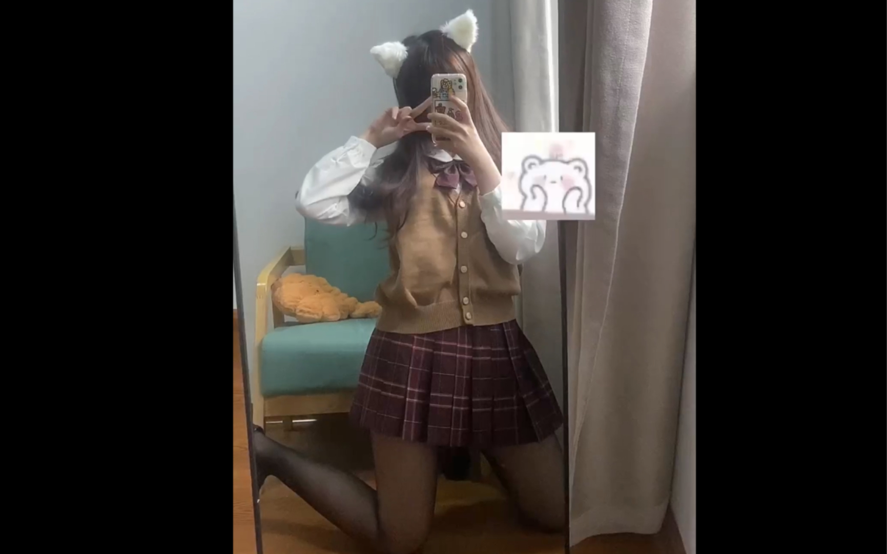 乖巧的猫耳朵jk小姐姐穿上了嗨丝