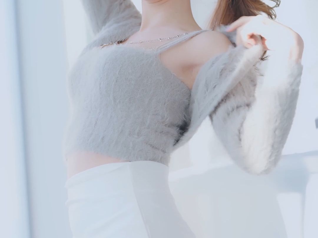 Miss Rose's Little Fresh Wrap Skirt Outfit