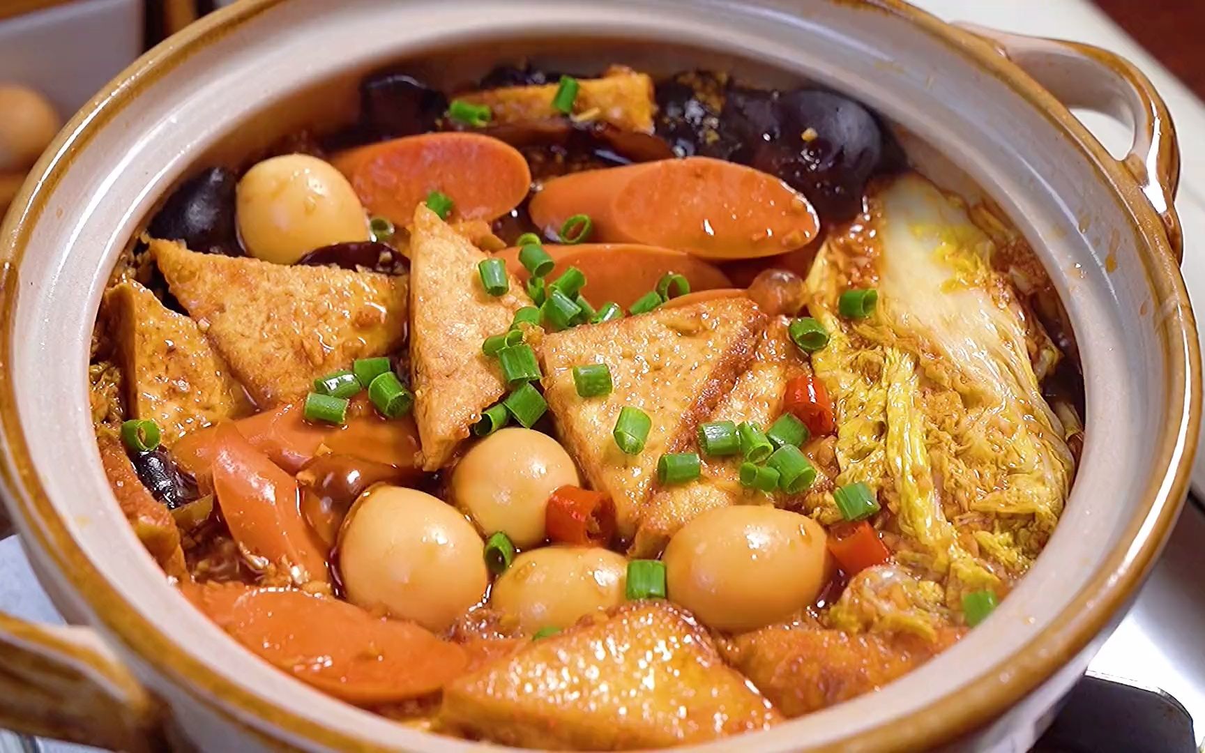 【美食制作】砂锅：拿肉都不换的白菜豆腐煲，连汤汁都能拌两碗米饭