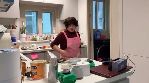 花钱请个韩国保姆,一天天能我气死.....