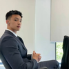 颜值与身材兼具，这样的航空男大帅哥谁看了都会心动吧