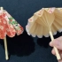 一把可以收缩折叠的迷你折纸小伞，和真伞一样，不过更加好玩可爱