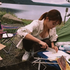 森咲智美日本美女在户外河边野炊，看起来真不错