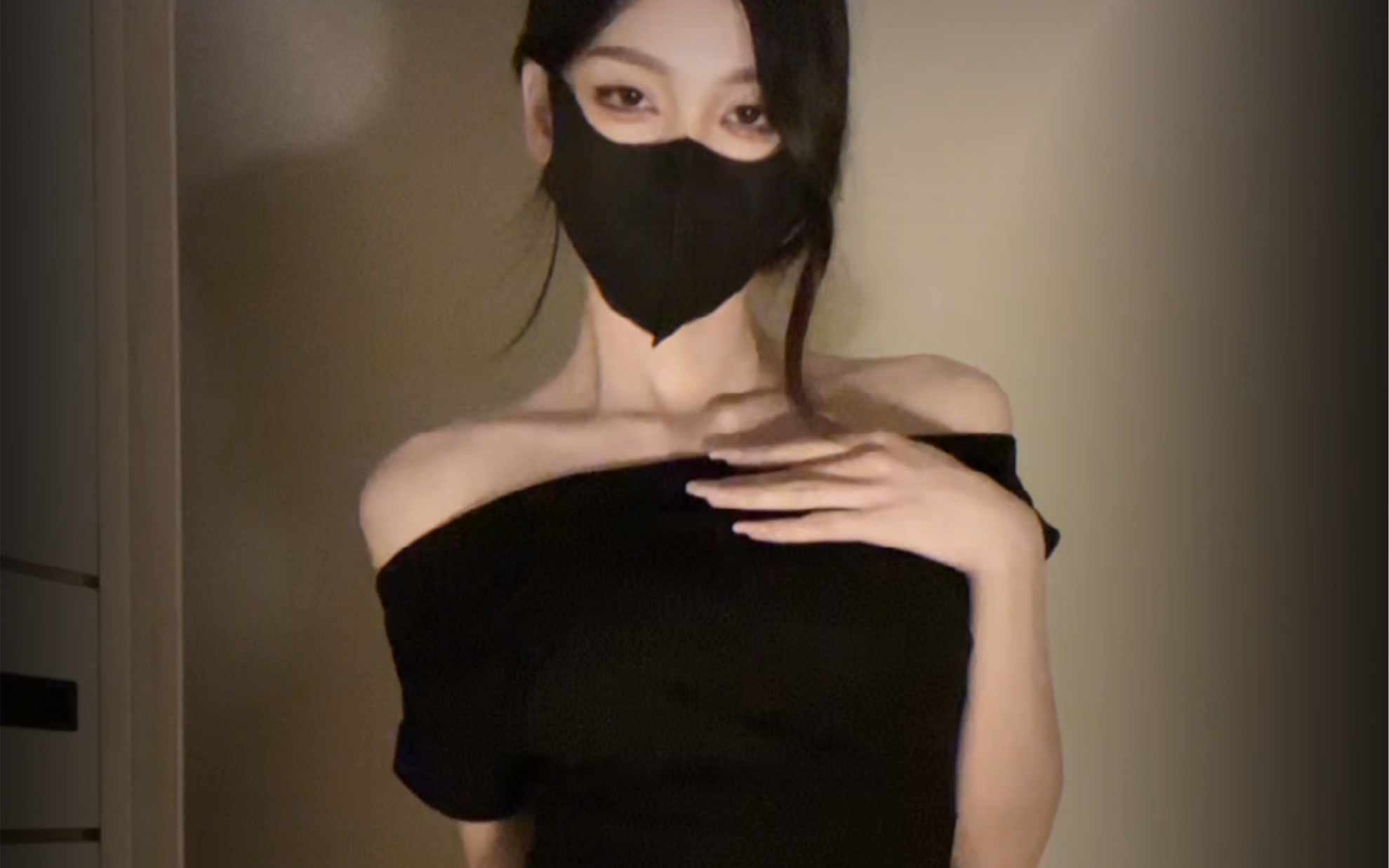 I'll give you a hundred bucks to show a weak kid a thing or two.