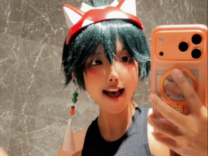 Doesn't look hot but all the ow boys are here.