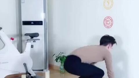 如何学会一字马 3732f5518b202bca6225fc1b37217504aec8c2fb.jpg@480w_270h_1c