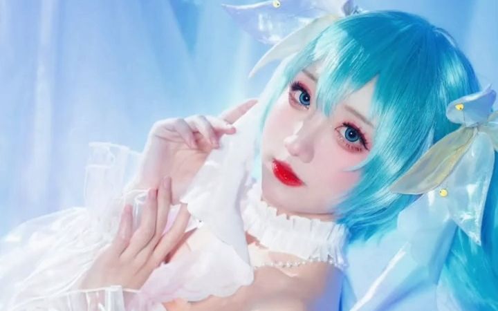 MIKU-Future has you