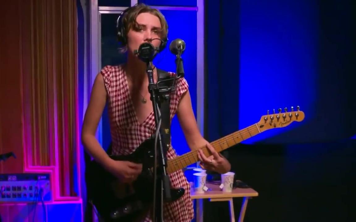 wolf alice - planet hunter (live 2017)_三次元音乐