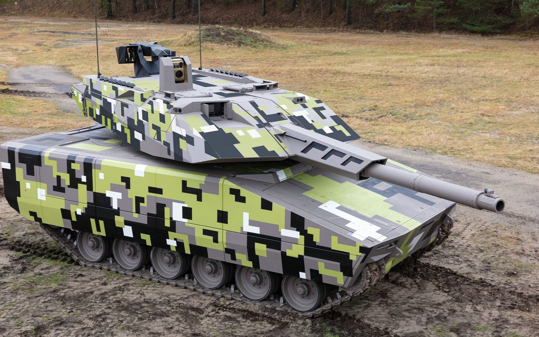 莱茵金属“山猫”步兵战车 雷达隐形设计 新型模块化的科幻武器