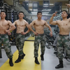 又一批兵哥哥上架了，看一看迷彩服下的精壮身材