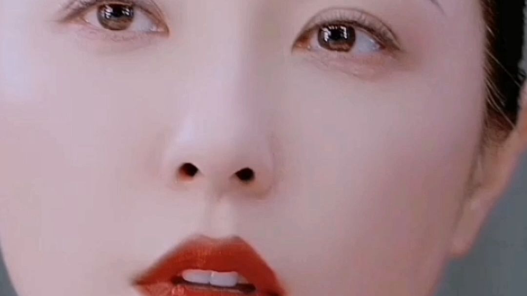 曾黎“怼脸”也太会了~