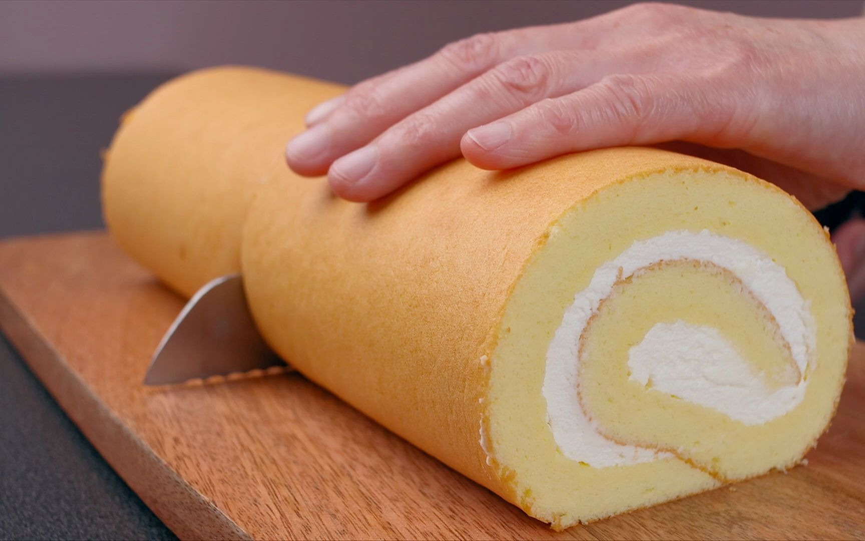怎么做完美瑞士蛋糕卷 | 简单的配方 | 不开裂 & 不掉皮 - 哔哩哔哩