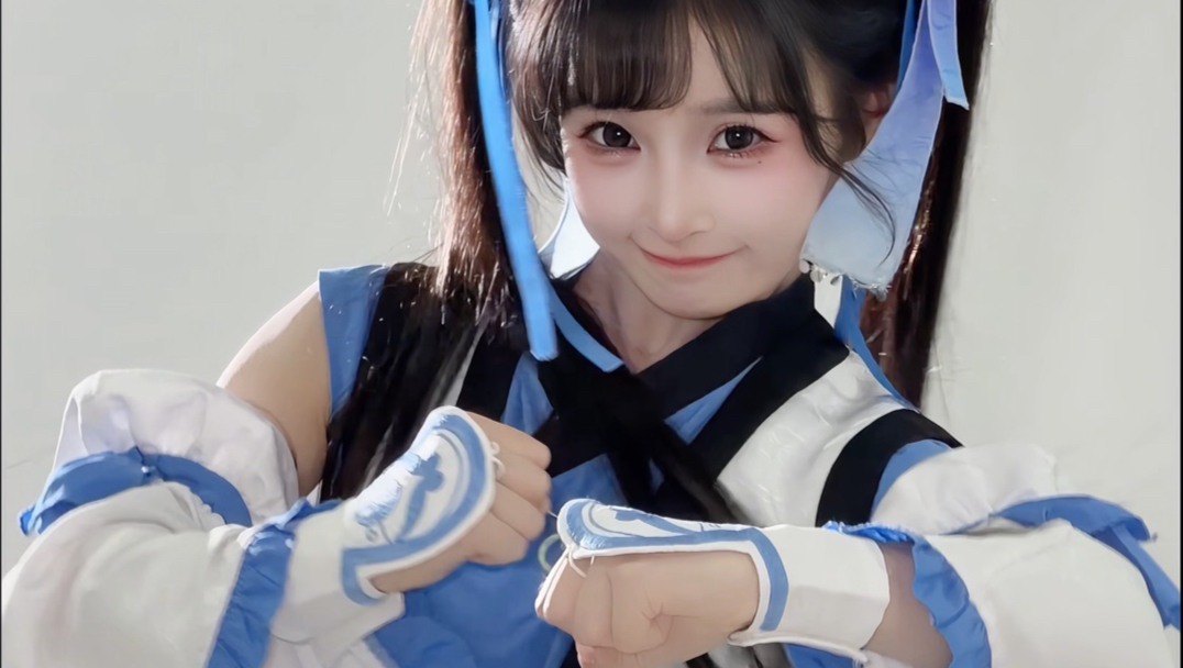 “师父～咩打猎回来啦！”
