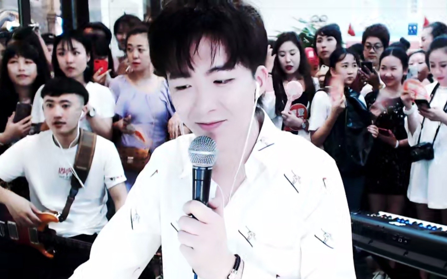 摩登兄弟女儿国