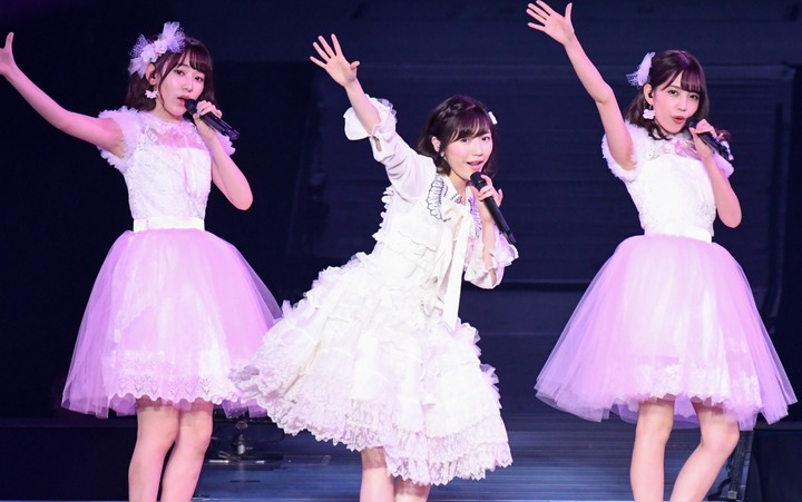 【akb48】渡边麻友 宫胁咲良 加藤玲奈   初恋你好【中日字幕】