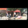 2014年7月28日的新疆喀什莎车县，维吾尔族货车司机与暴恐分子斗智斗勇救下汉族小女孩