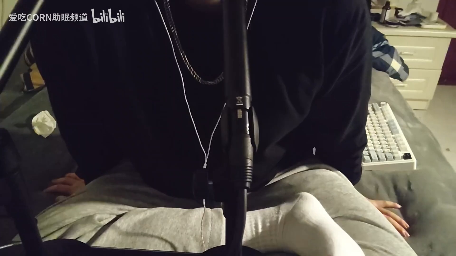 【玉米助眠补档】直男舍友走亲戚偶遇在表哥家的你…