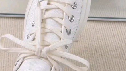 鞋带的蝴蝶系法