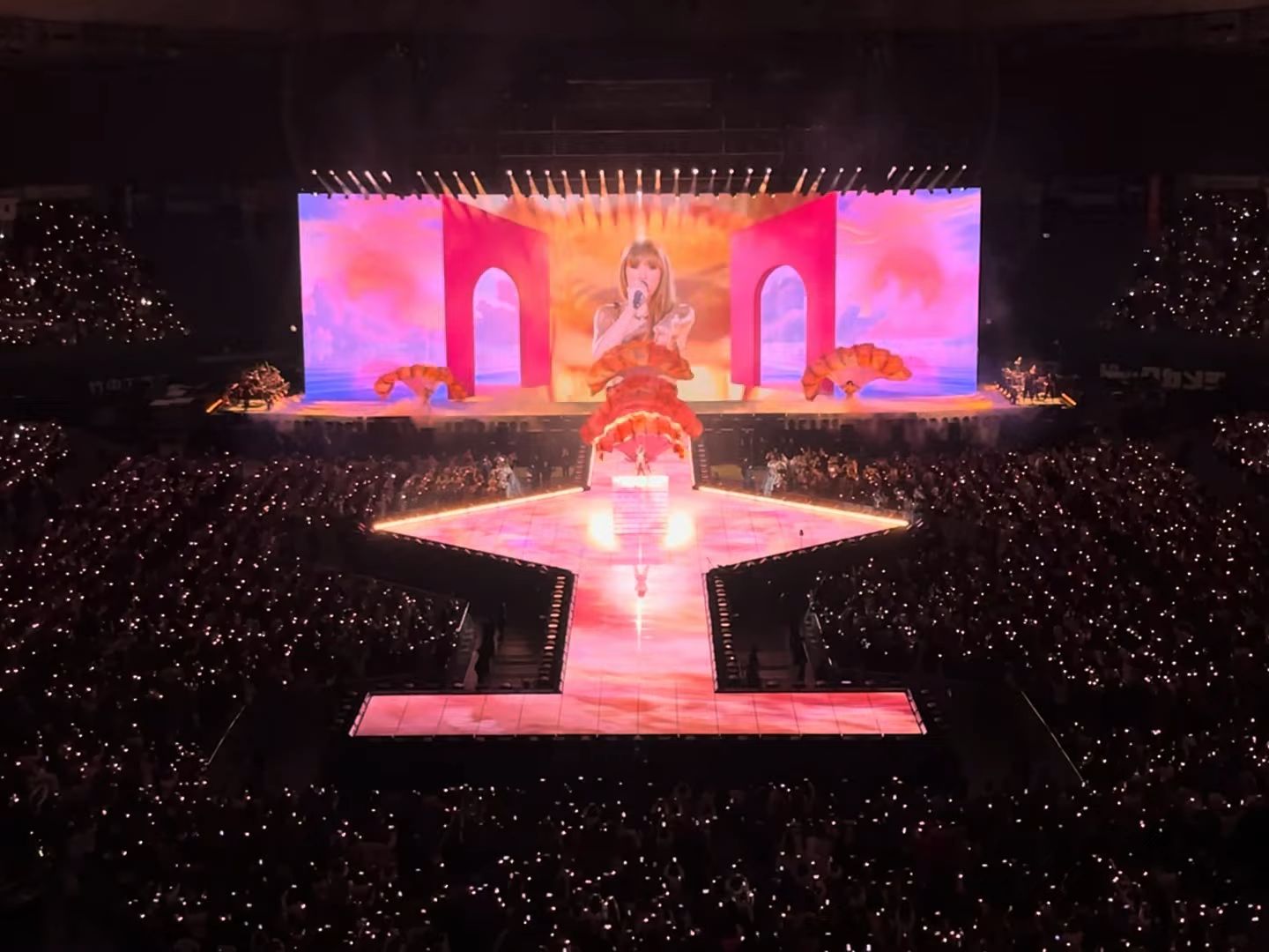 【Taylor Swift】Eras Tour东京Night2全场正面看台3个小时饭拍