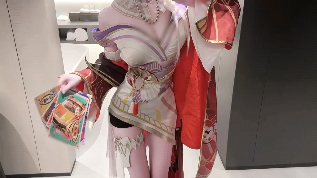 Fall in love with fire dancing in five seconds