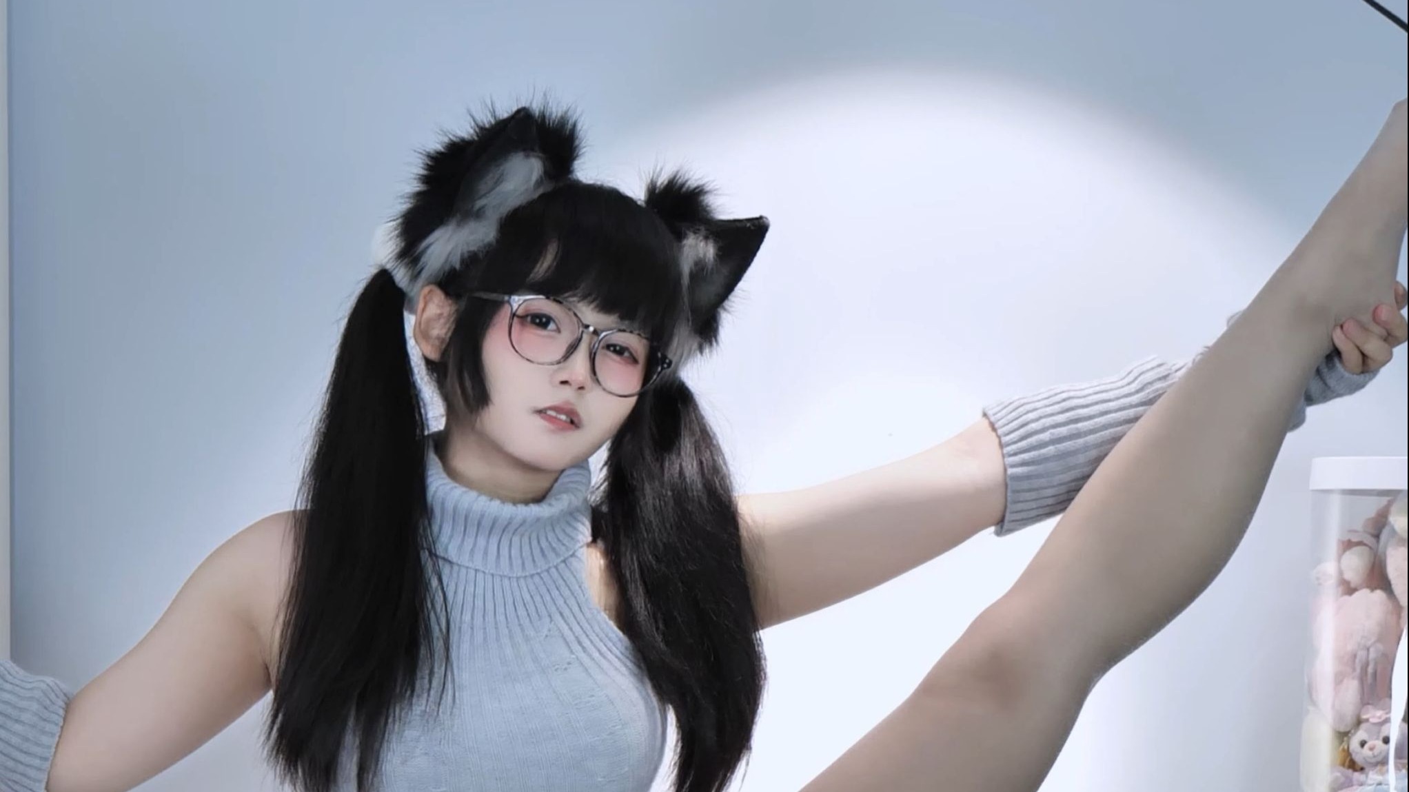 Be careful with short legs.