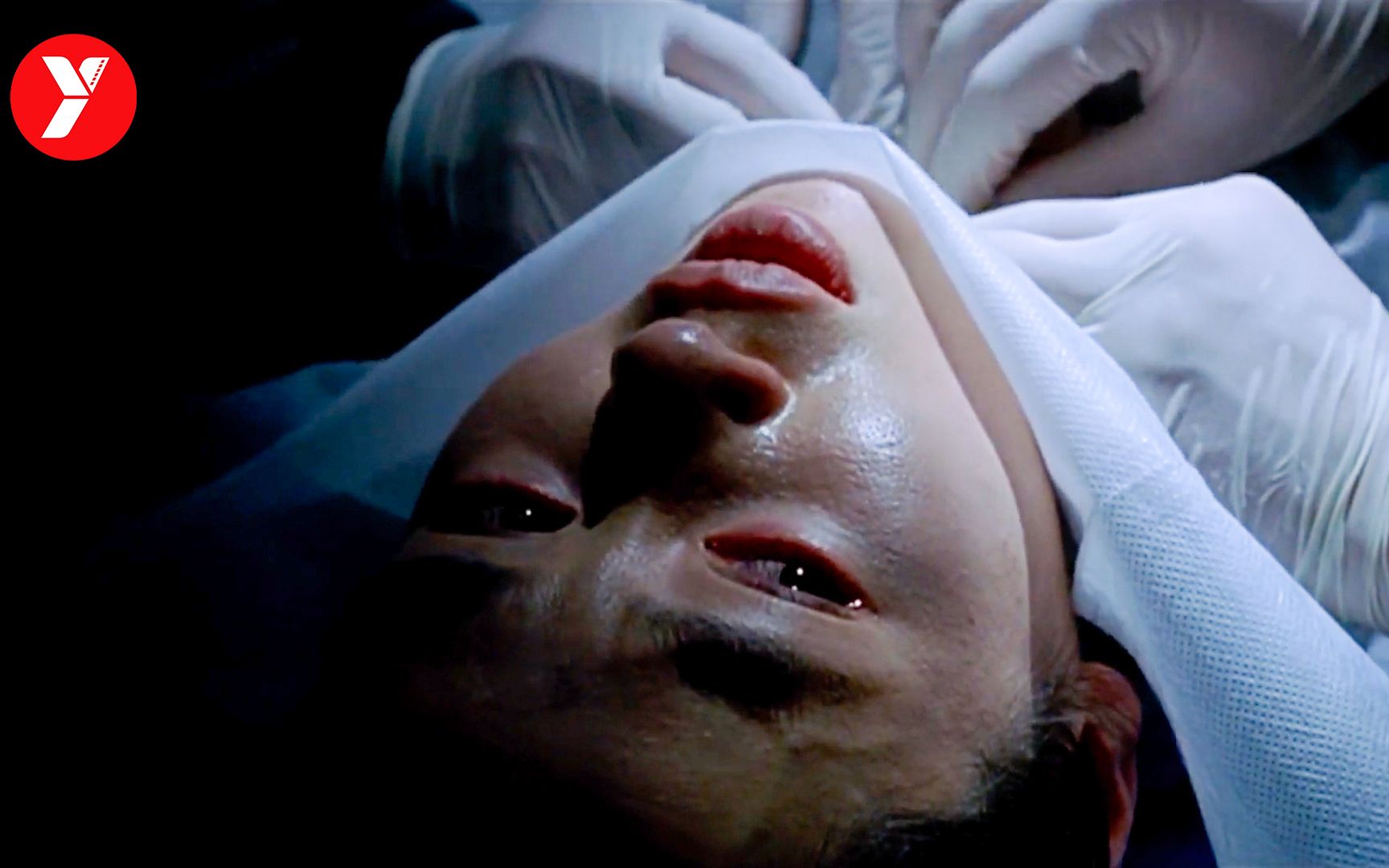 【越哥】十年前的国产片，丈夫送老婆去舞厅赚钱！