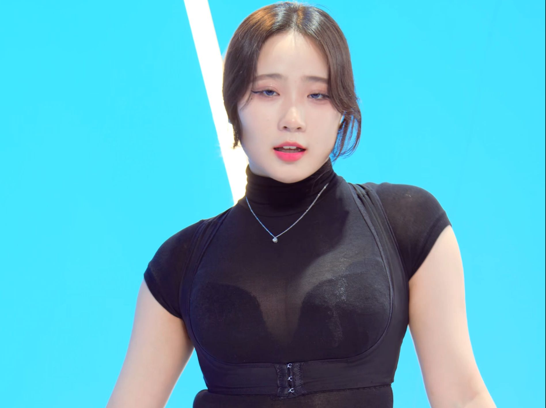 郑仁 Savage 220317