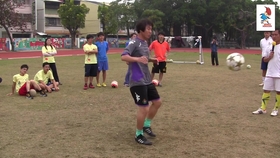 三十人以上的足球课 3e5c172fd14390a30bdbf4d6f951bea20e363104.jpg@280w_158h_1c_100q.jpg