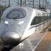 2024年7月31日，G322次（厦门北站-北京南站）本务中国铁路南昌局集团有限公司福州动车段厦门北动车运用所CRH380AL-2557德州东站进站