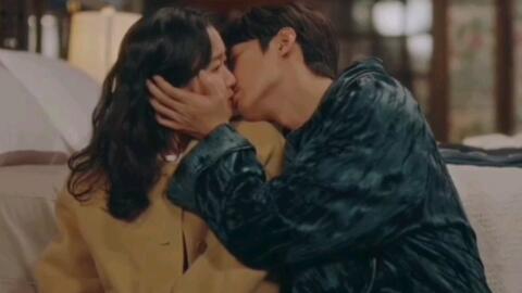 亲吻拥抱戏从头甜到尾完整 400966812b8f62707ac132d1e0981eb6b5932734.jpg@480w_270h_1c