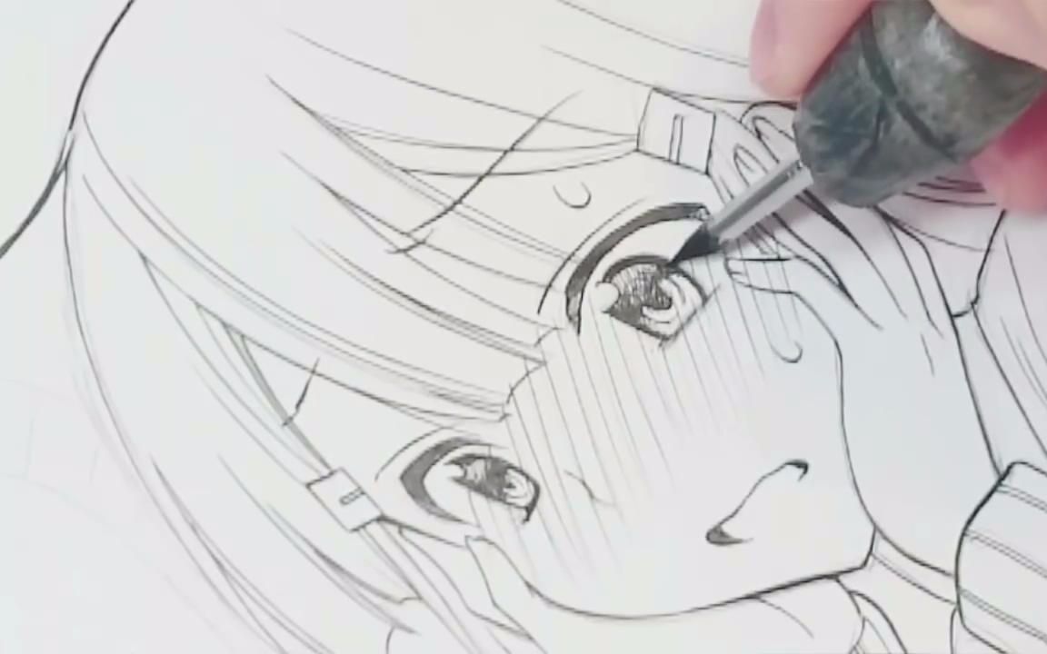 手绘动漫用什么笔勾线?