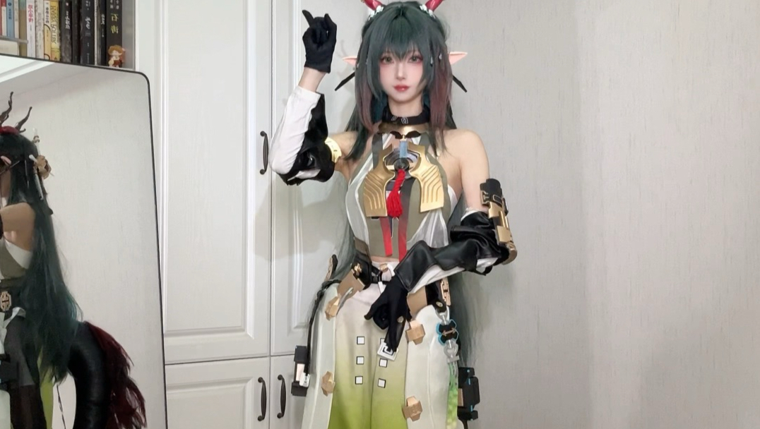 庄方宜，但是顶天立地摇