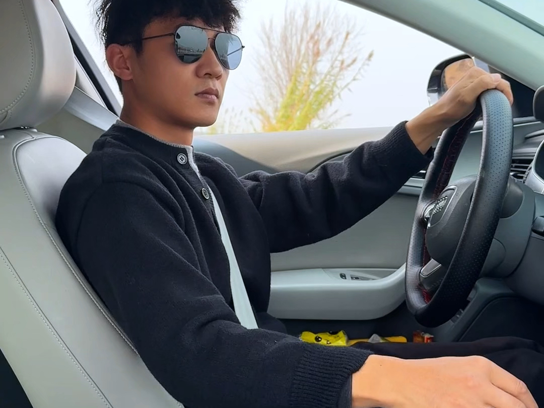 实习期窄路被堵怎么办，没想到他竟然这样会车，这操作需要具备哪些条件