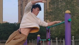 引体向上怎么借助弹力带 4138cfa7cb1910fb7e3df4d60a9d3b3d3fc9ccb5.jpg@280w_158h_1c_100q.jpg