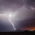 摄影师拍下的闪电风暴场面......大自然的力量势不可挡，简直是一部自带特效的科幻大片！