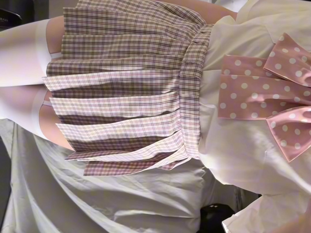 JK+ garter belt and white socks. Do you like it?