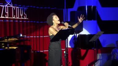 【歌剧魅影】<em class="keyword">Lucy</em> <em class="keyword">St. Louis</em> 西区首位黑人小c演唱合集
