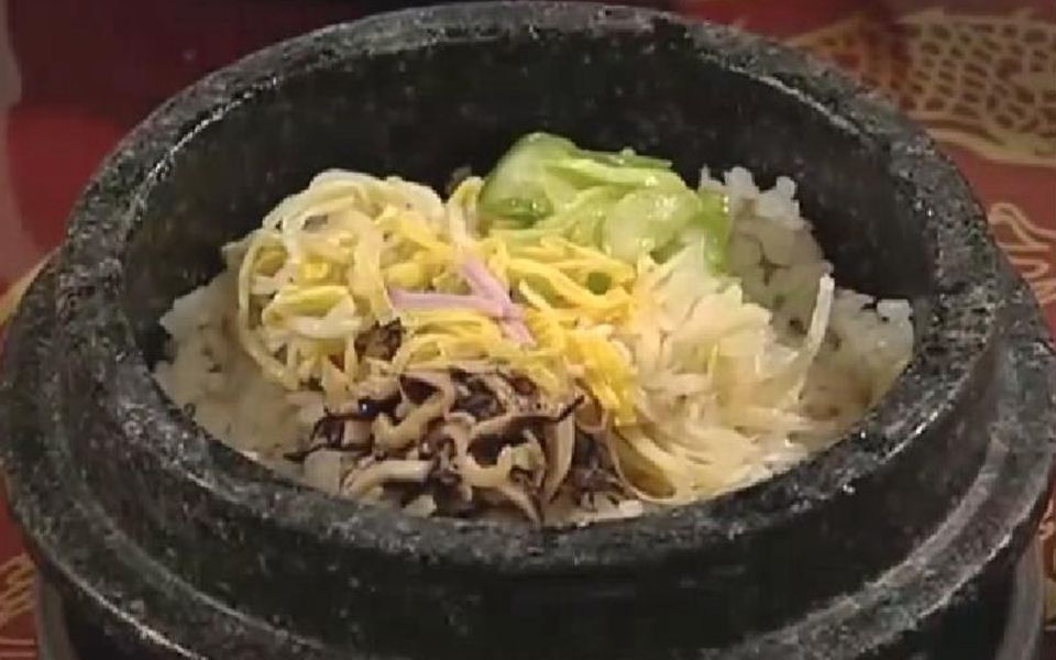 【大长今】韩国皇帝减肥，满满一桌子只吃一口