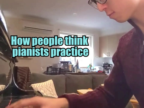 普通人眼里钢琴家是如何练习的......