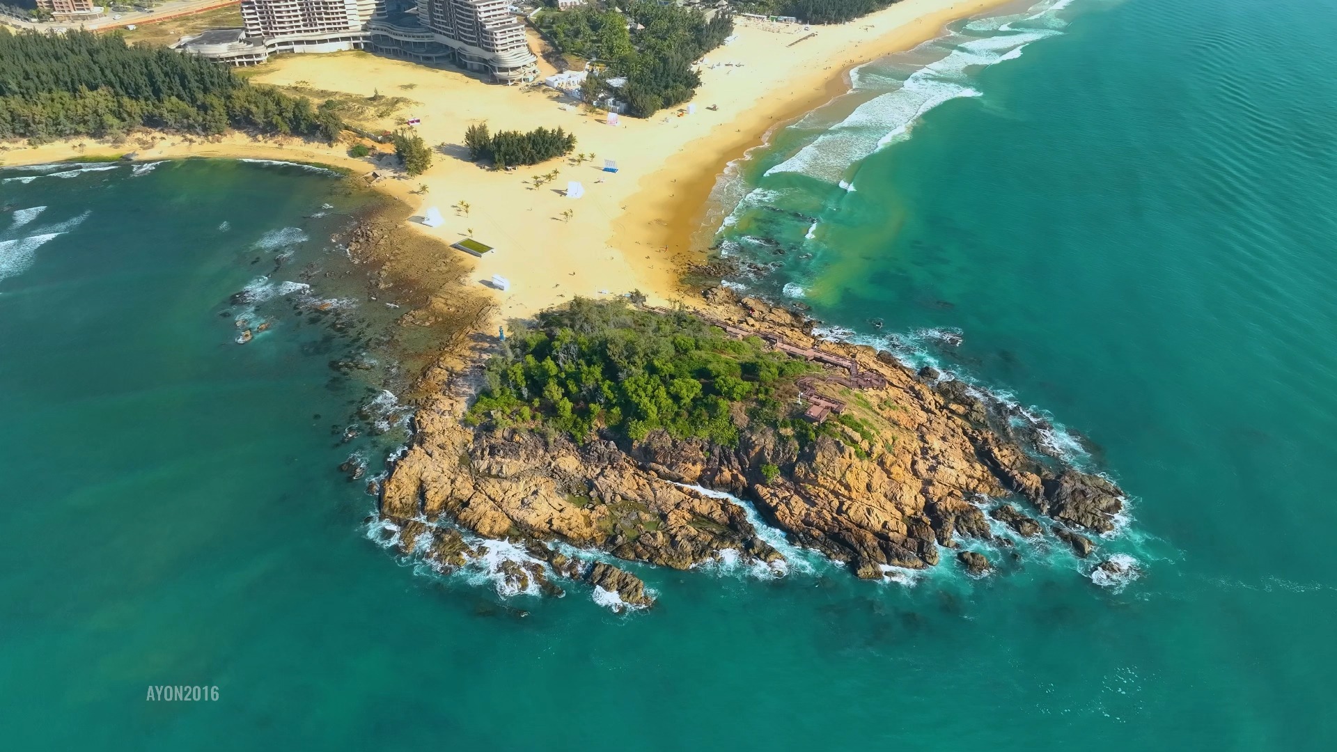 海南陵水清水湾龙头岭航拍视频4K_大疆御三