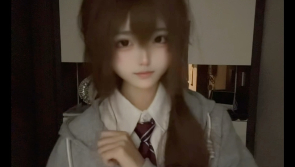 夕阳反正你在我眼里是个好女孩！