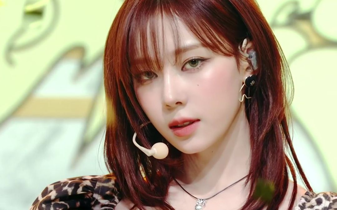 金玟庭Spicy竖屏直拍